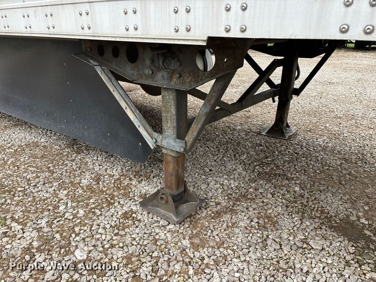 image for item OJ9108 2008 Wabash refrigerated van trailer