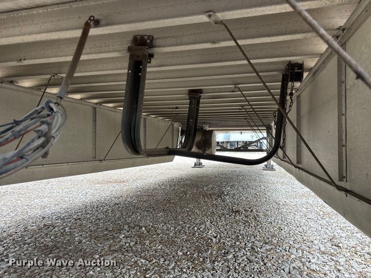 image for item OJ9108 2008 Wabash refrigerated van trailer