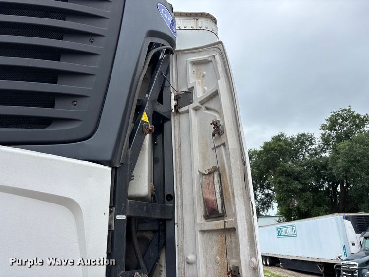 image for item OJ9108 2008 Wabash refrigerated van trailer