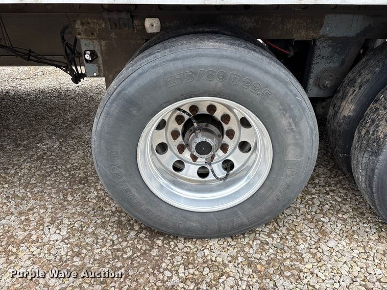 image for item OJ9108 2008 Wabash refrigerated van trailer