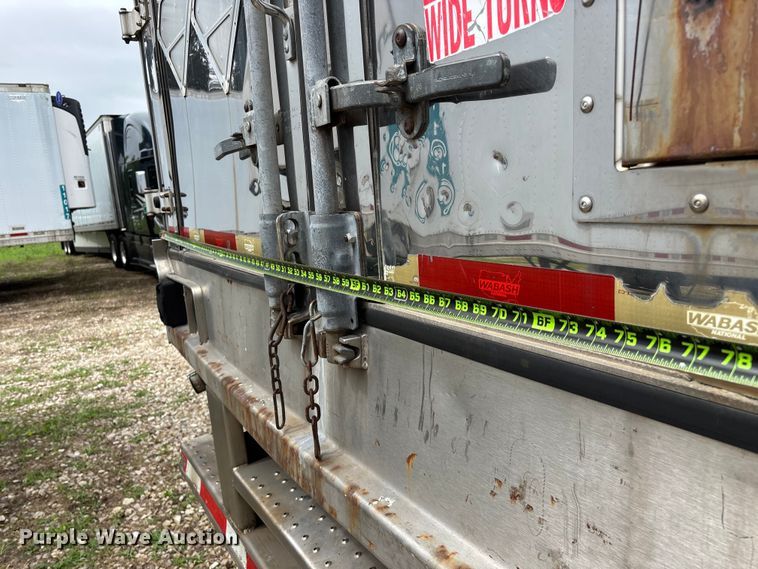 image for item OJ9108 2008 Wabash refrigerated van trailer