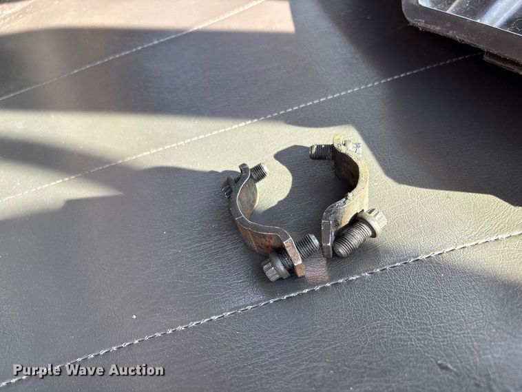 image for item YA2126 2019 International 4300 box truck