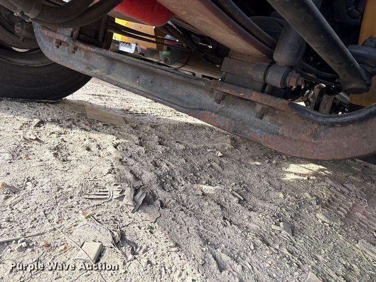 image for item YA2126 2019 International 4300 box truck