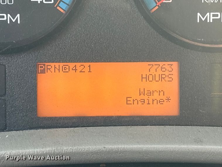 image for item YA2126 2019 International 4300 box truck