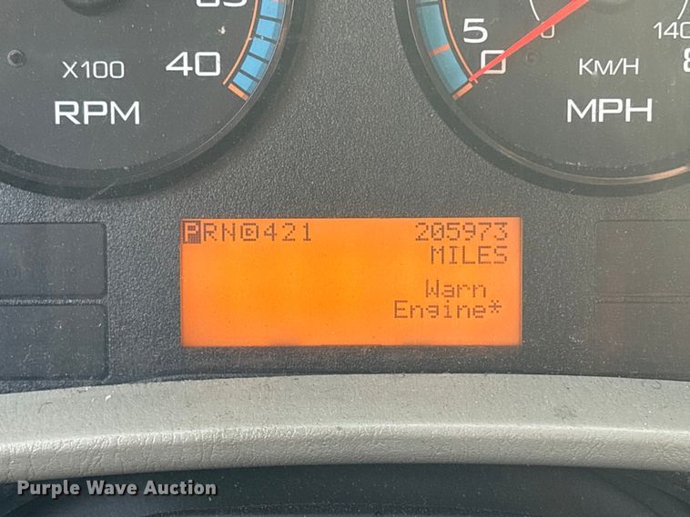 image for item YA2126 2019 International 4300 box truck