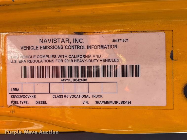 image for item YA2126 2019 International 4300 box truck