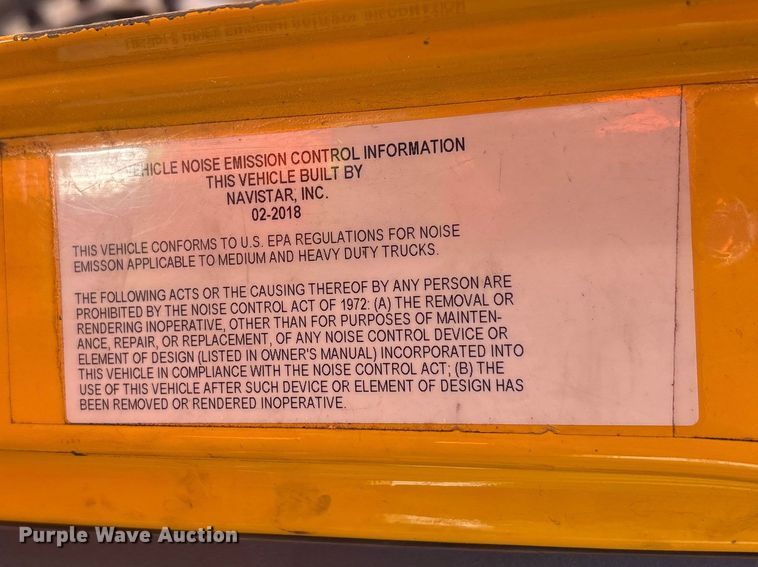 image for item YA2126 2019 International 4300 box truck