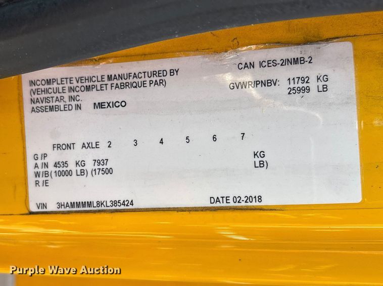 image for item YA2126 2019 International 4300 box truck