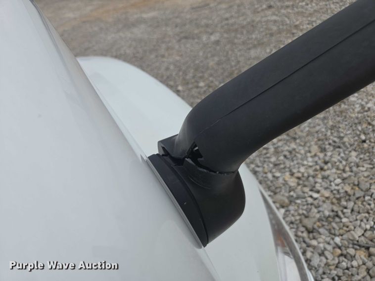 image for item YA2141 2022 Peterbilt 579 semi truck
