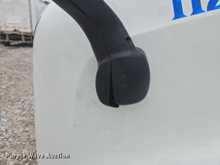 image for item YA2141 2022 Peterbilt 579 semi truck