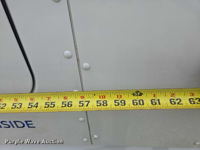 image for item YA2141 2022 Peterbilt 579 semi truck