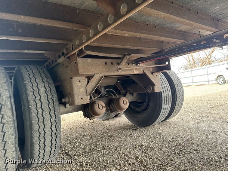 image for item YA2185 1995 Wabash  dry van trailer