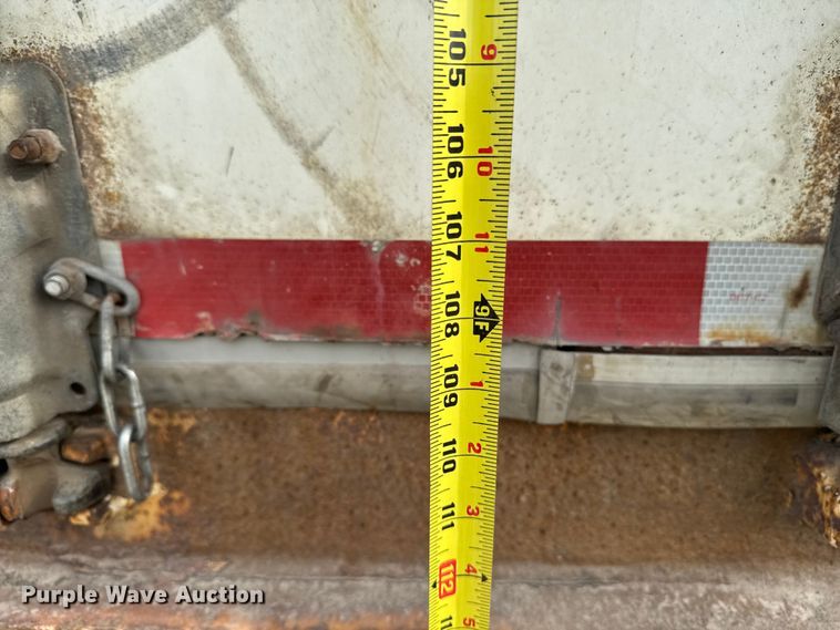 image for item YA2185 1995 Wabash  dry van trailer