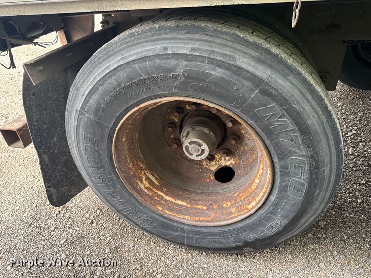 image for item YA2185 1995 Wabash  dry van trailer
