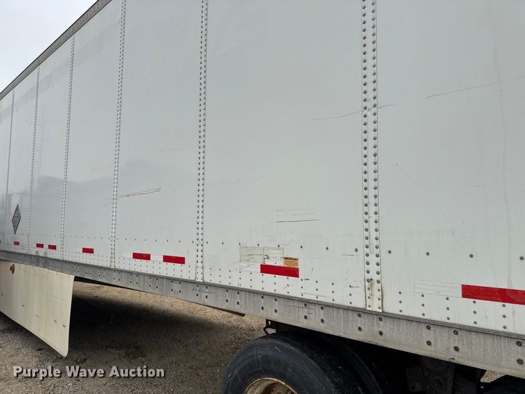 image for item YA2206 2009 Wabash Wabash National Corporation dry van trailer