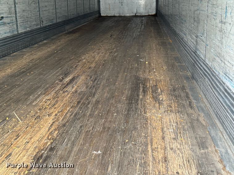image for item YA2206 2009 Wabash Wabash National Corporation dry van trailer