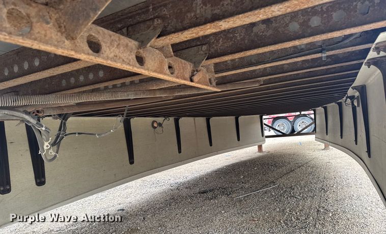 image for item YA2206 2009 Wabash Wabash National Corporation dry van trailer