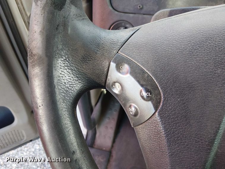 image for item YA2236 2018 Freightliner Cascadia semi truck