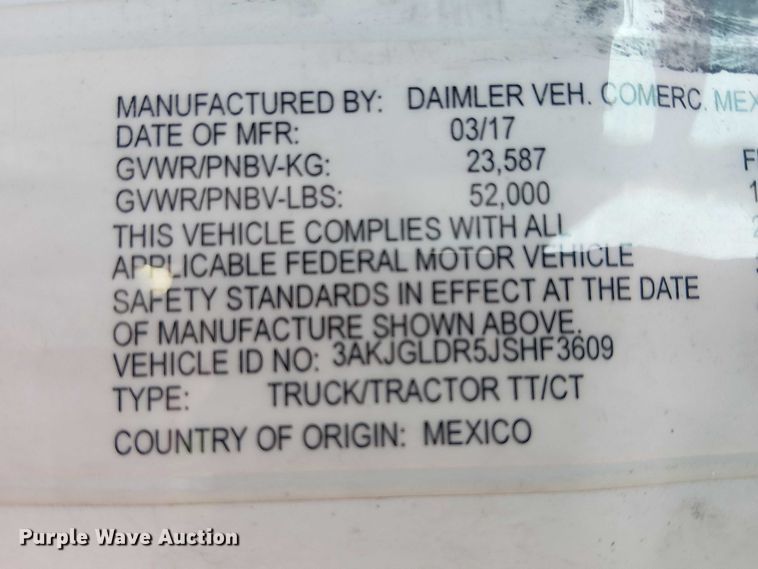 image for item YA2236 2018 Freightliner Cascadia semi truck