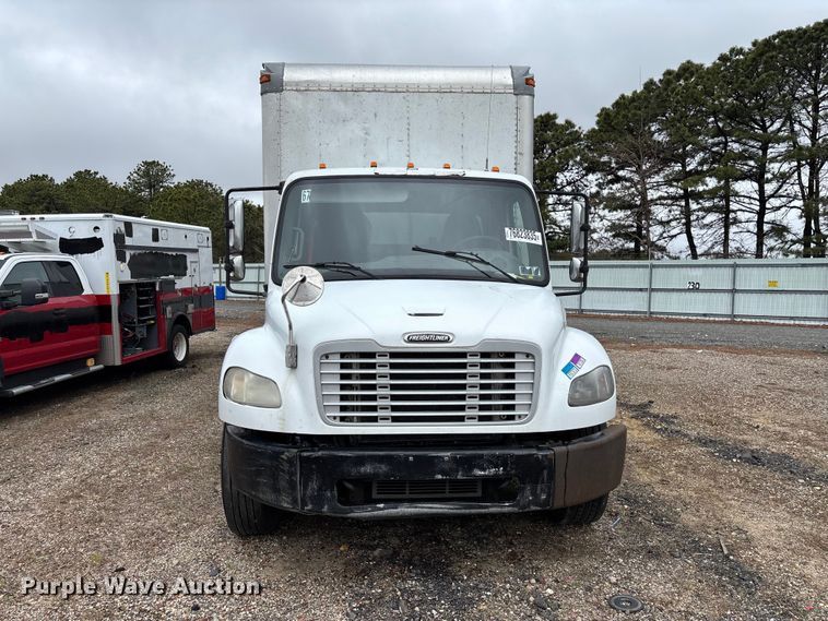 image for item YA2424 2016 Freightliner Business Class M2 box truck