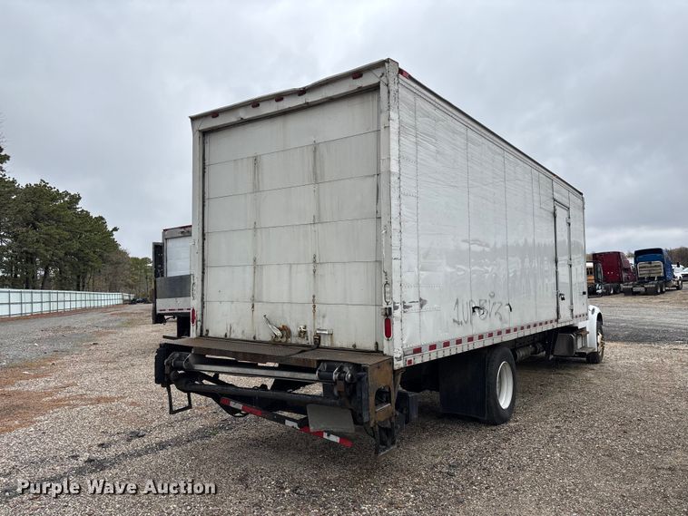 image for item YA2424 2016 Freightliner Business Class M2 box truck