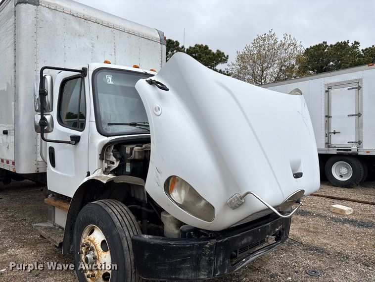 image for item YA2424 2016 Freightliner Business Class M2 box truck