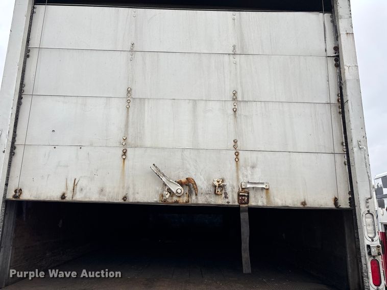 image for item YA2424 2016 Freightliner Business Class M2 box truck