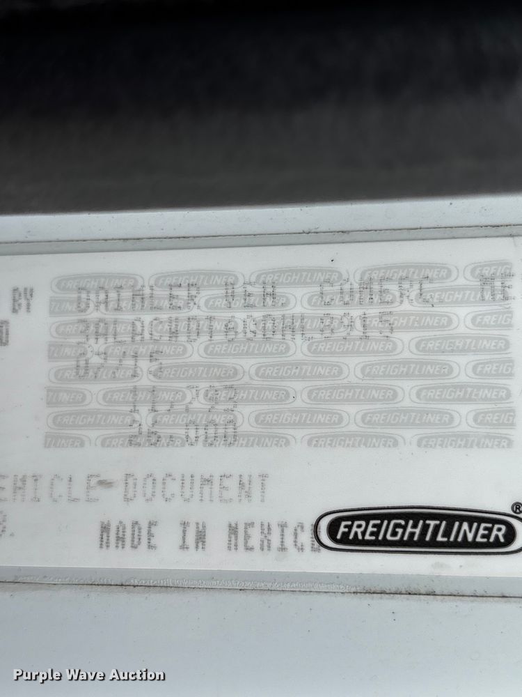 image for item YA2424 2016 Freightliner Business Class M2 box truck