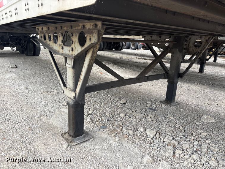 image for item YA2438 2014 Wabash 53' Van Trailer