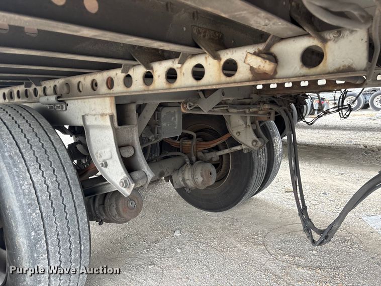 image for item YA2438 2014 Wabash 53' Van Trailer