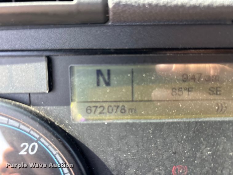 image for item YA2539 2018 Freightliner Cascadia semi truck