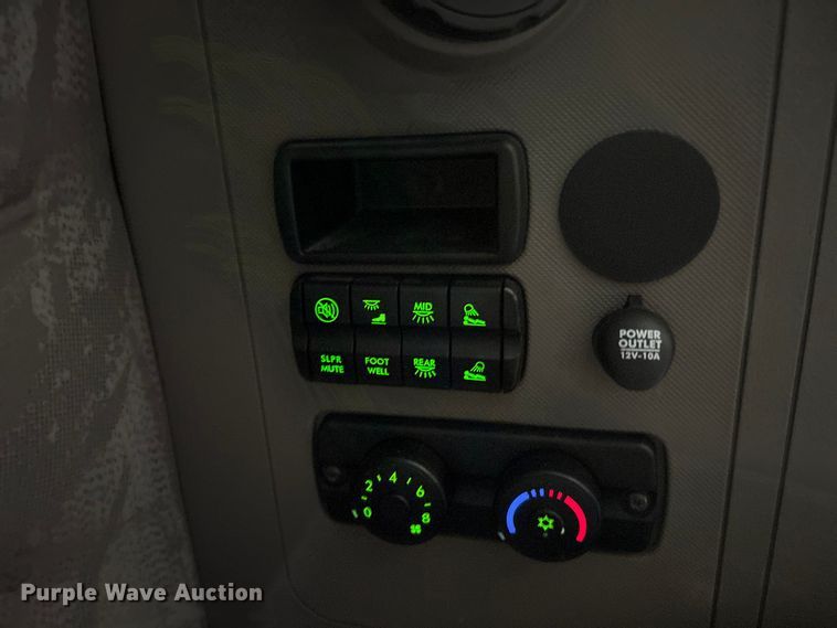 image for item YA2539 2018 Freightliner Cascadia semi truck
