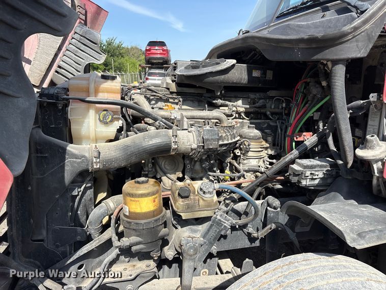 image for item YA2539 2018 Freightliner Cascadia semi truck