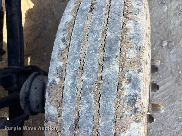 image for item YA2539 2018 Freightliner Cascadia semi truck
