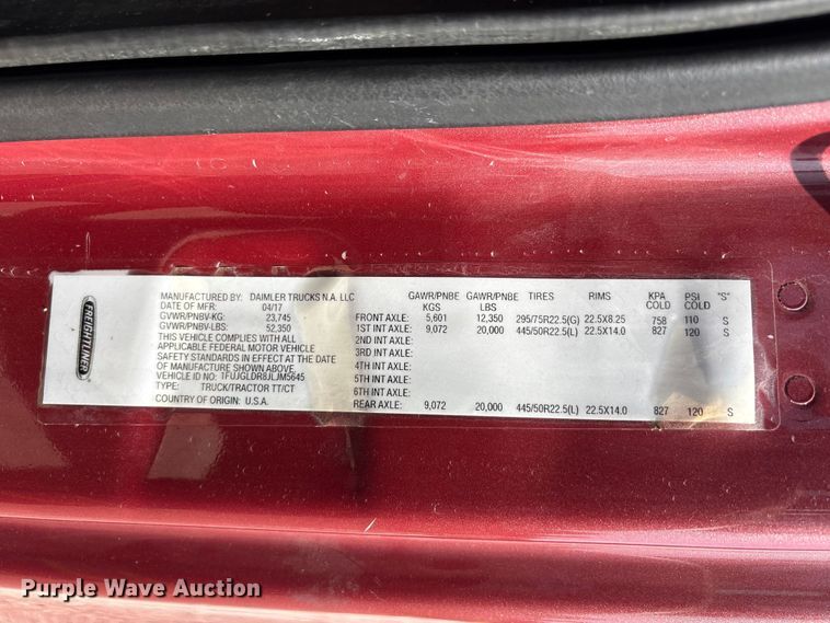image for item YA2539 2018 Freightliner Cascadia semi truck