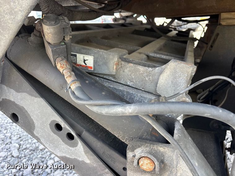 image for item YA2732 2021 Freightliner Business Class M2 box truck