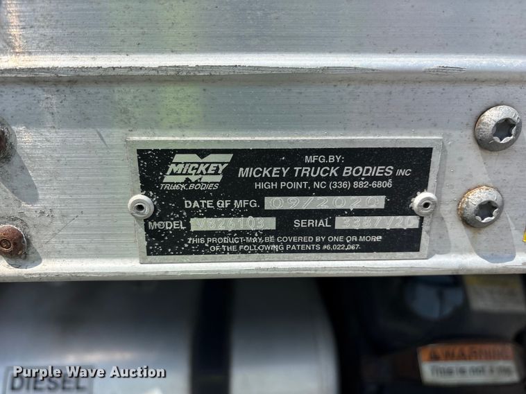 image for item YA2732 2021 Freightliner Business Class M2 box truck