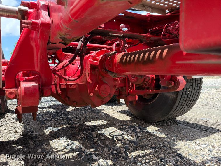image for item YA2889 2018 International ProStar+ 122 semi truck