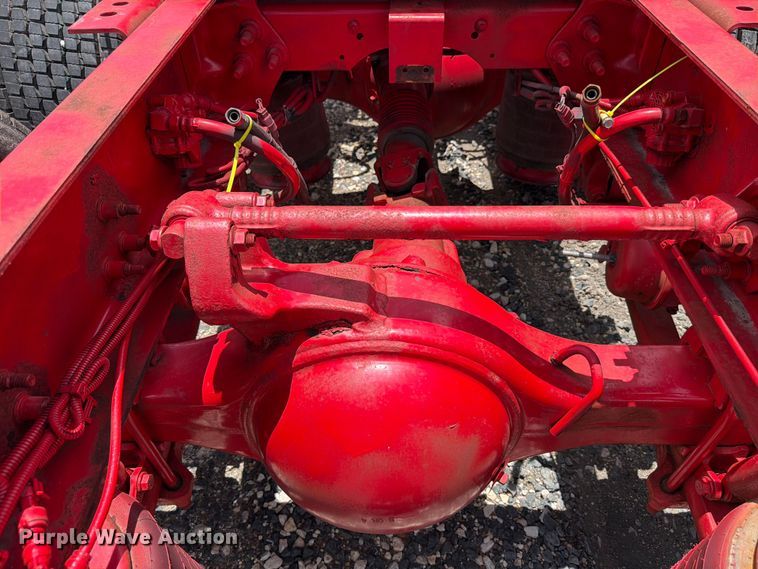 image for item YA2889 2018 International ProStar+ 122 semi truck