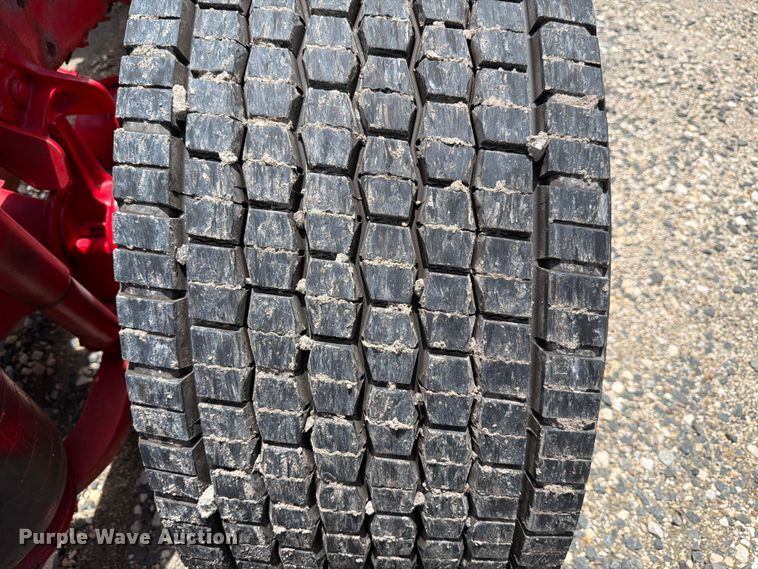 image for item YA2889 2018 International ProStar+ 122 semi truck