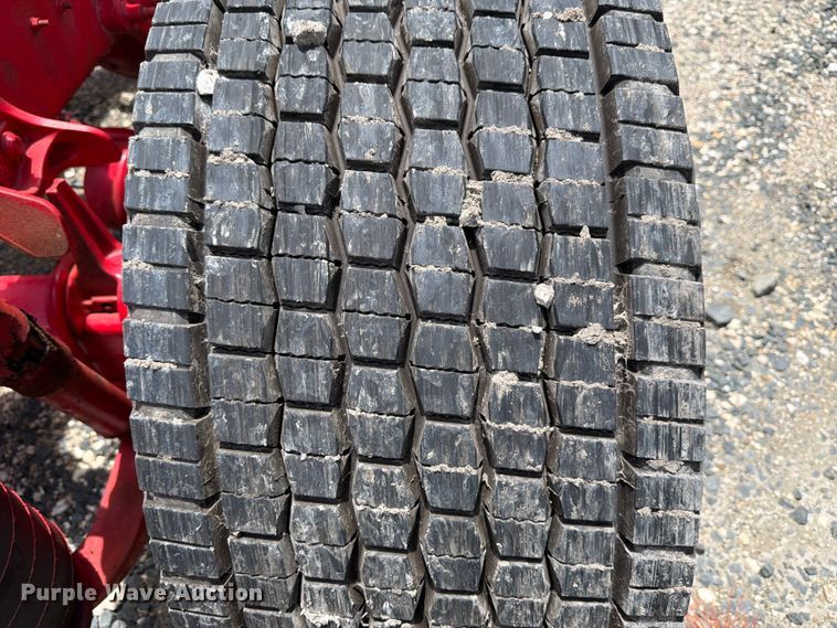 image for item YA2889 2018 International ProStar+ 122 semi truck