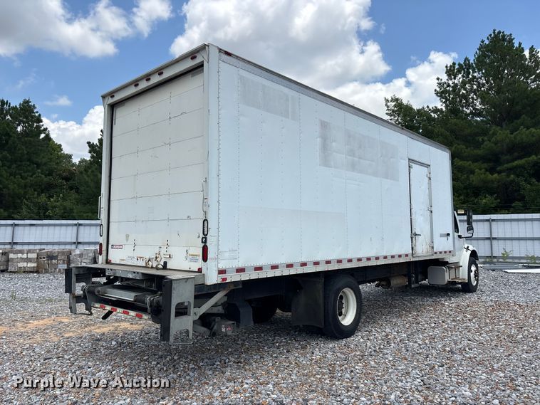 image for item YA2950 2016 Freightliner Business Class M2 box truck