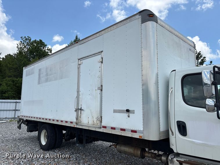 image for item YA2950 2016 Freightliner Business Class M2 box truck
