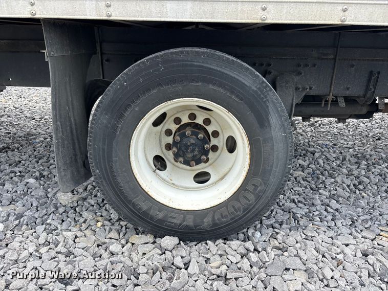 image for item YA2950 2016 Freightliner Business Class M2 box truck