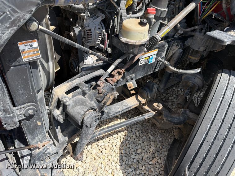 image for item YA3258 2017 Peterbilt 579 semi truck
