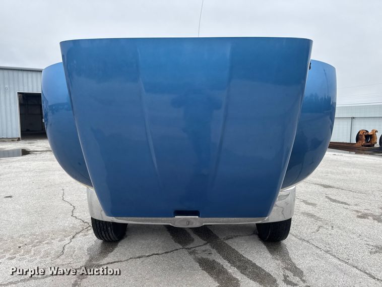 image for item YA3379 2012 Peterbilt 337 flatbed truck
