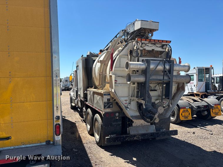 image for item YA3452 2024 Western Star 47X hydrovac truck
