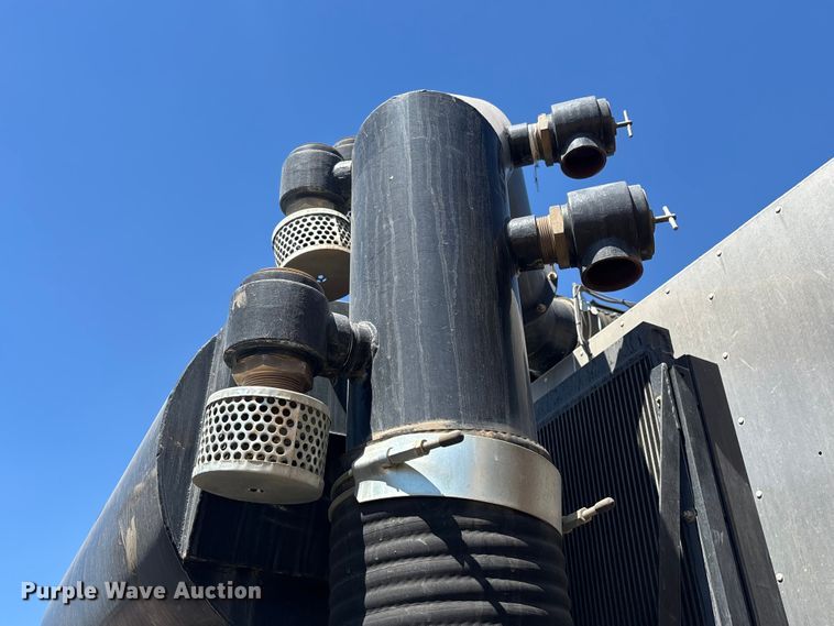 image for item YA3452 2024 Western Star 47X hydrovac truck