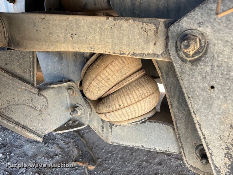 image for item YA3452 2024 Western Star 47X hydrovac truck