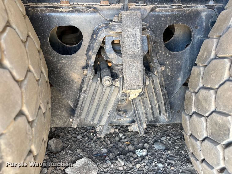 image for item YA3452 2024 Western Star 47X hydrovac truck